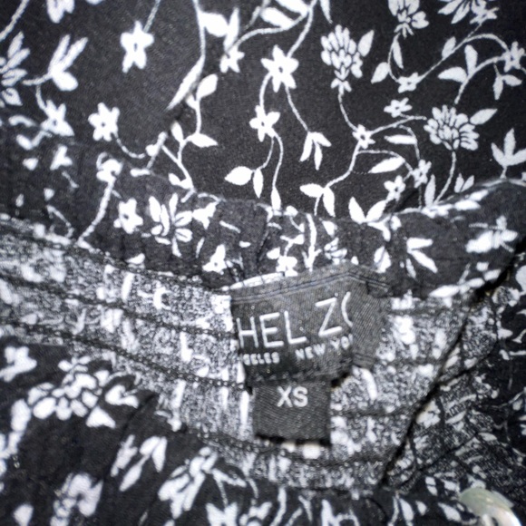 Skirt - Picture 3 of 3